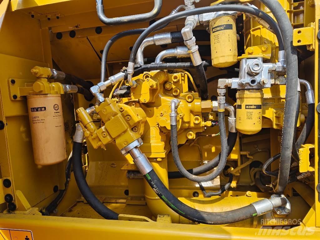 CAT 336 D حفارات زحافة