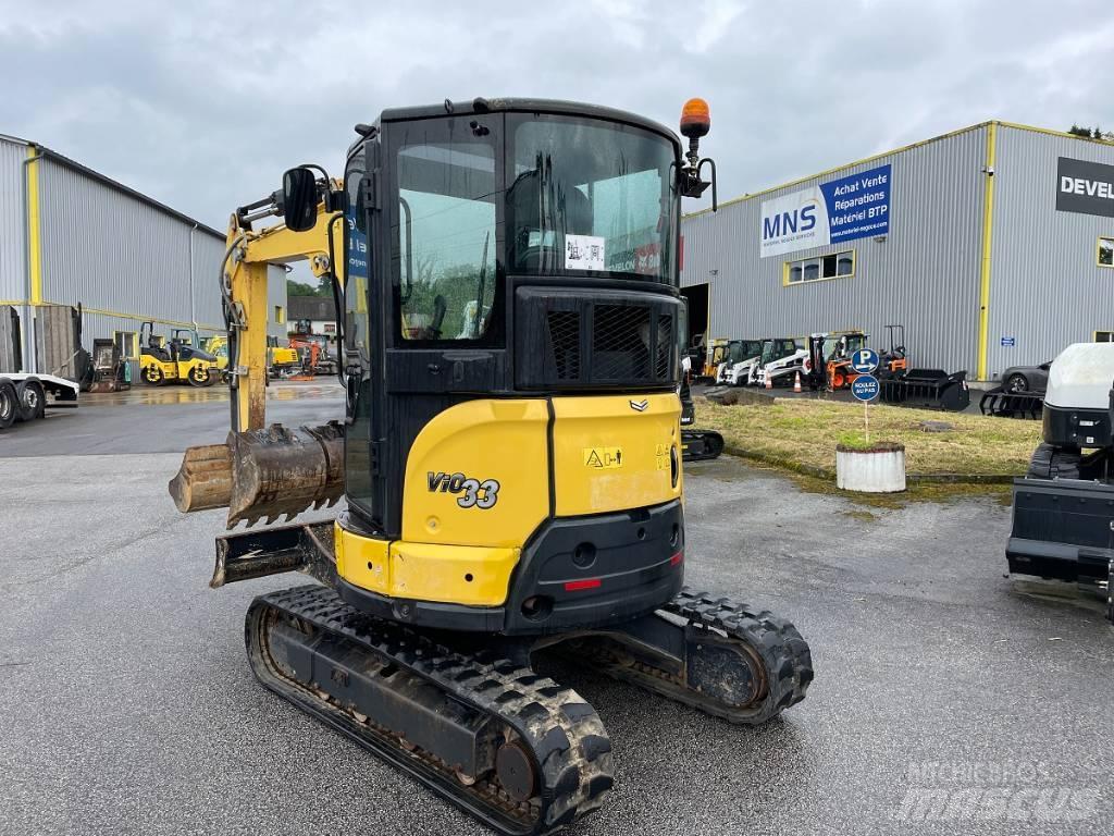 Yanmar Vio 33 U حفارات صغيرة أقل من 7 طن (حفارات صغيرة)