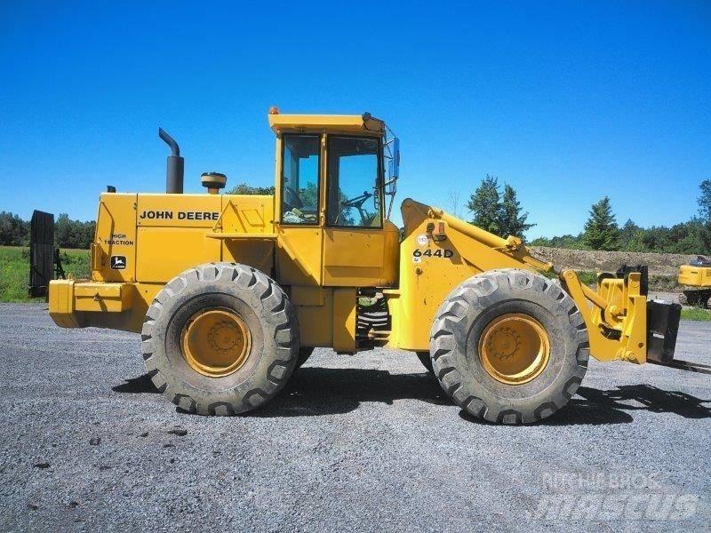 John Deere 644 D لوادر بعجل