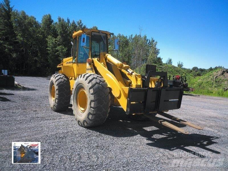 John Deere 644 D لوادر بعجل