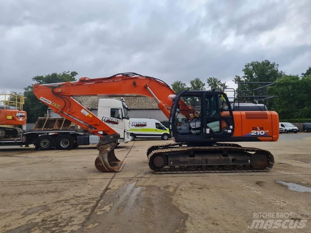 Hitachi ZX 210 LC-6 حفارات زحافة