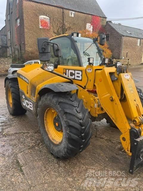 JCB 538-60 معدات مناولة لأغراض الزراعة