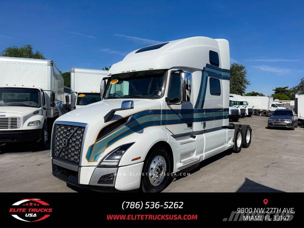 Volvo Commercial VNL وحدات الجر