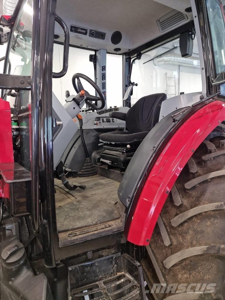 Valtra A 105 الجرارات