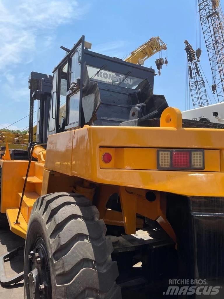 Komatsu 30 Ton شاحنات الديزل