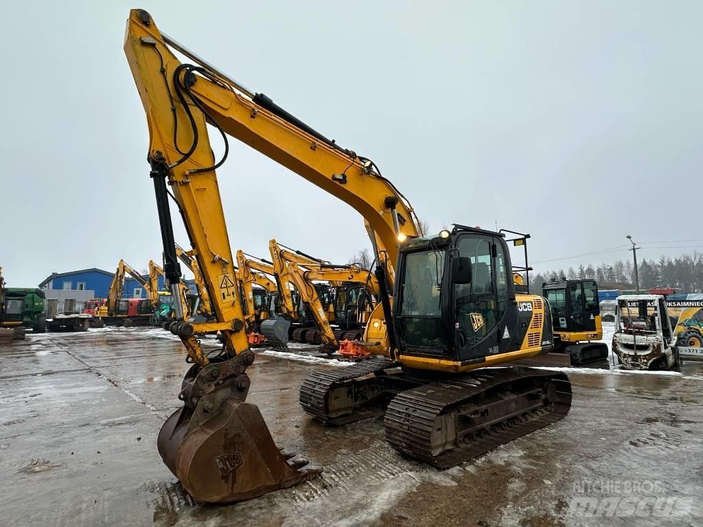 JCB JS 130 LC حفارات زحافة