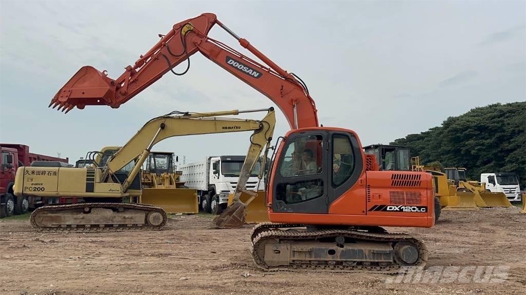 Doosan DX 120 حفارات زحافة