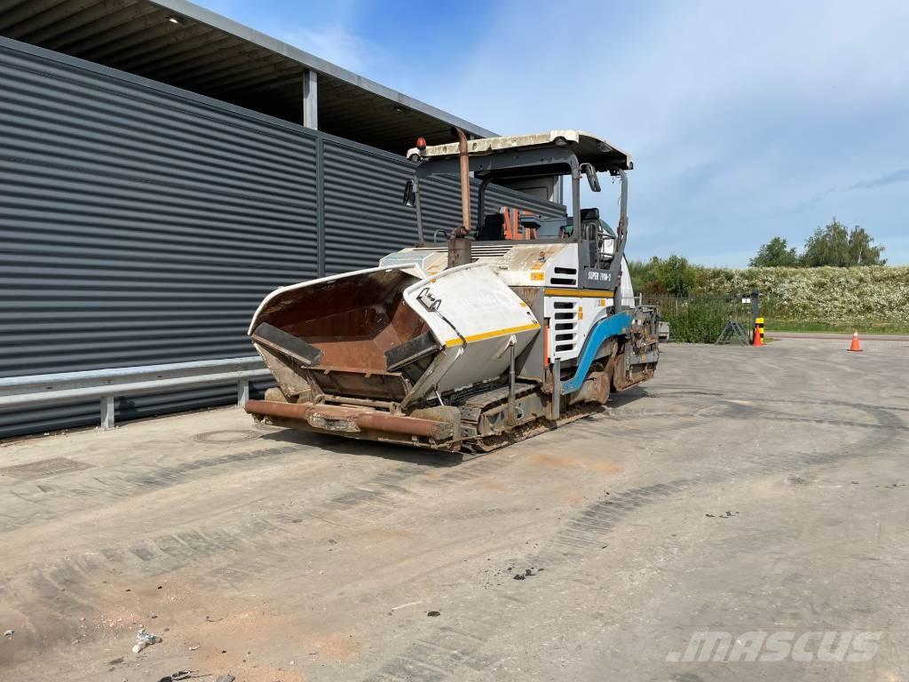 Vögele SUPER 1900-2 معدات السفلتة