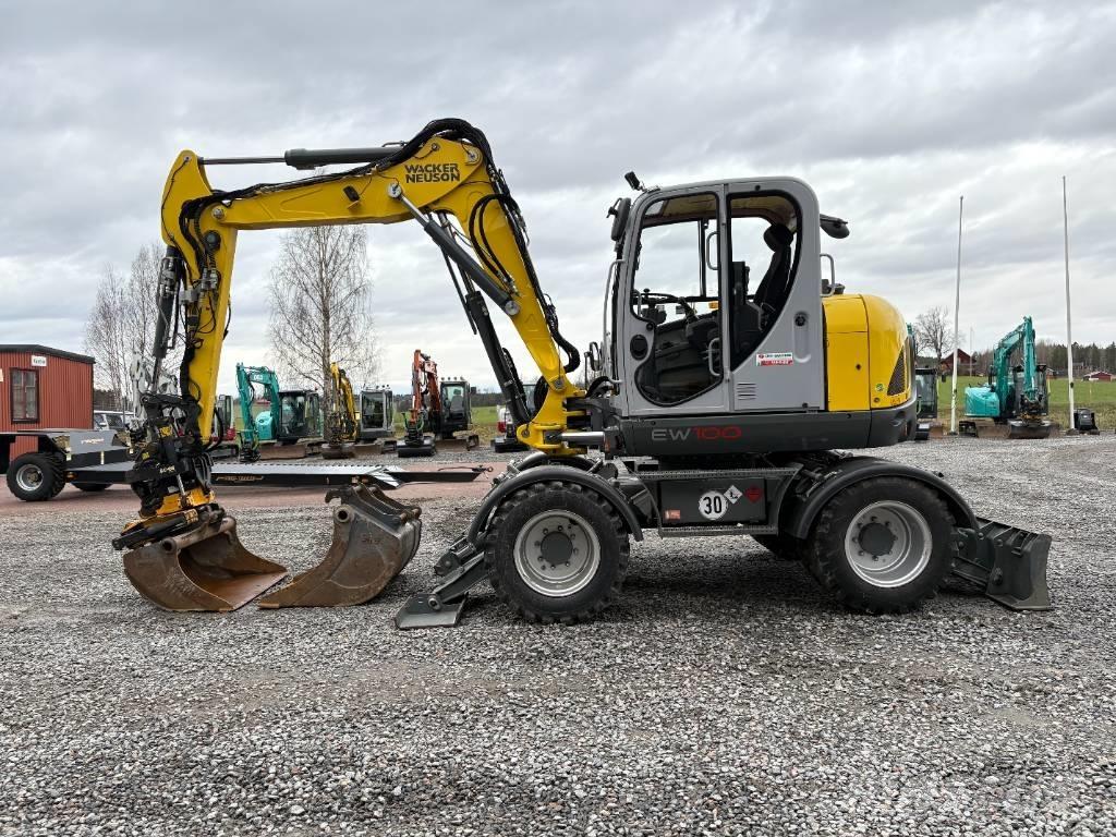 Wacker Neuson EW100 حفارات بعجل