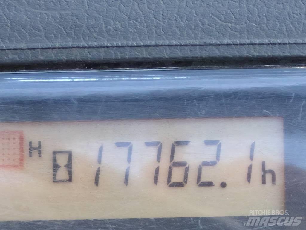 Toyota 8 FGCU 25 شاحنات ذات رافعات شوكية - أخرى