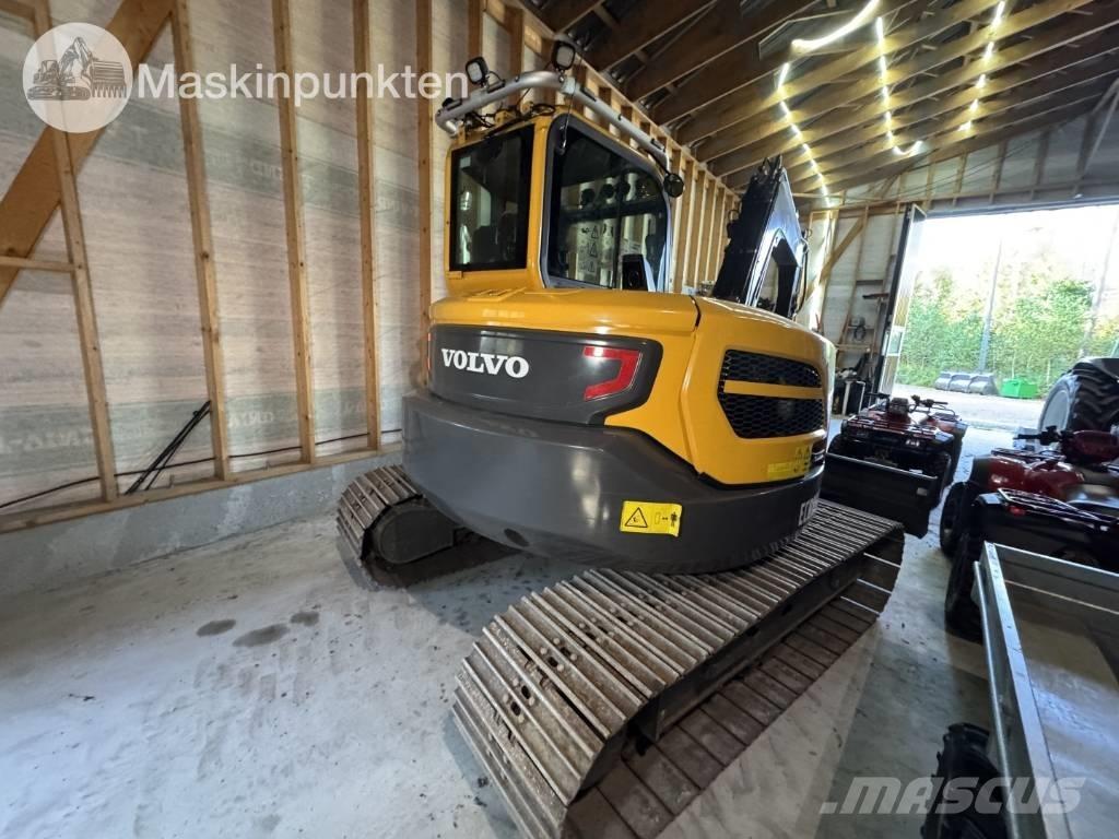 Volvo ECR 88 D حفارات وسط 7 طن - 12 طن