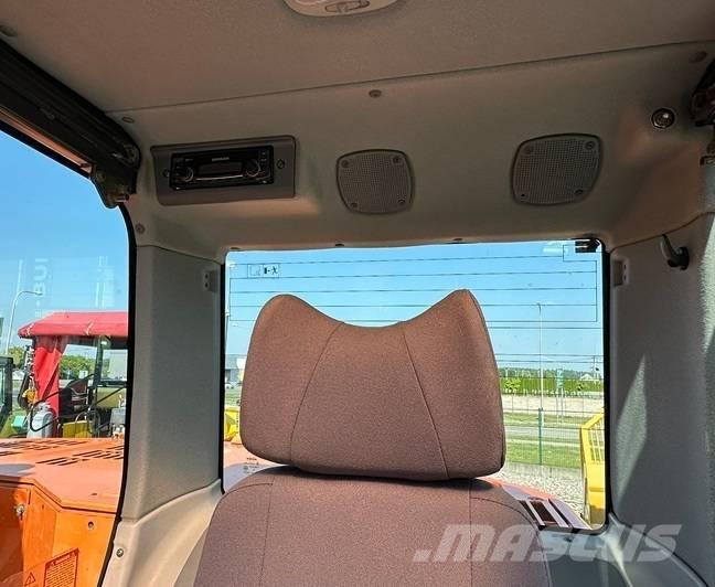 Doosan DX 235 LCR حفارات زحافة