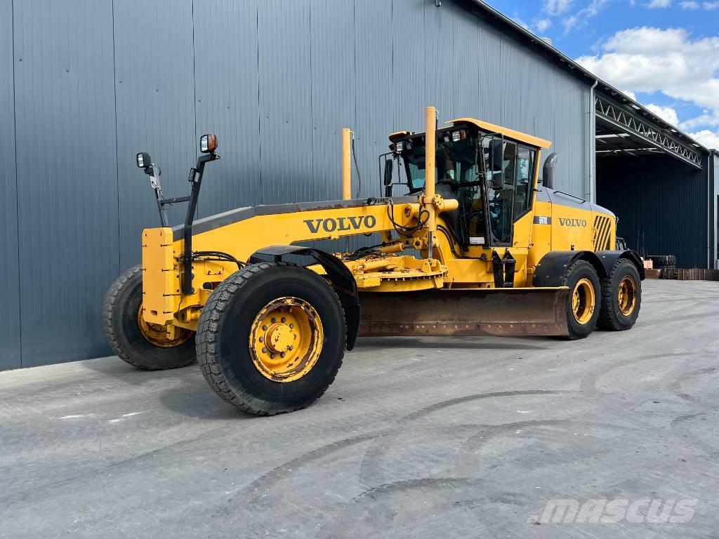 Volvo G970 معدات تمهيد الطرق