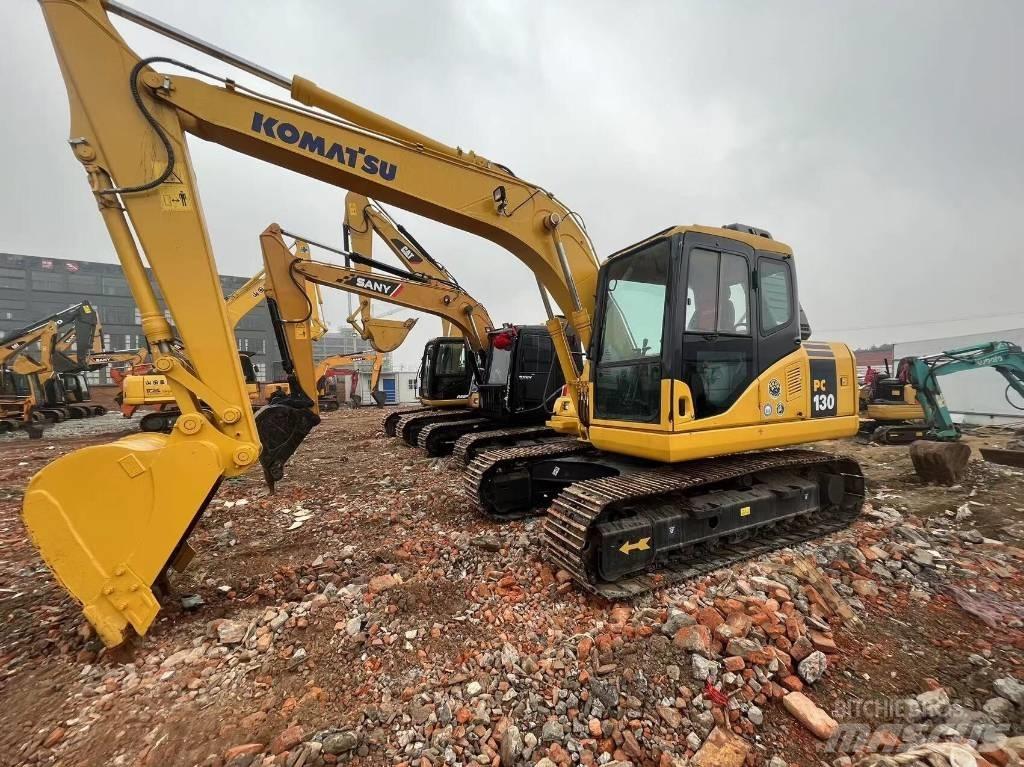 Komatsu PC 130-7 حفارات زحافة