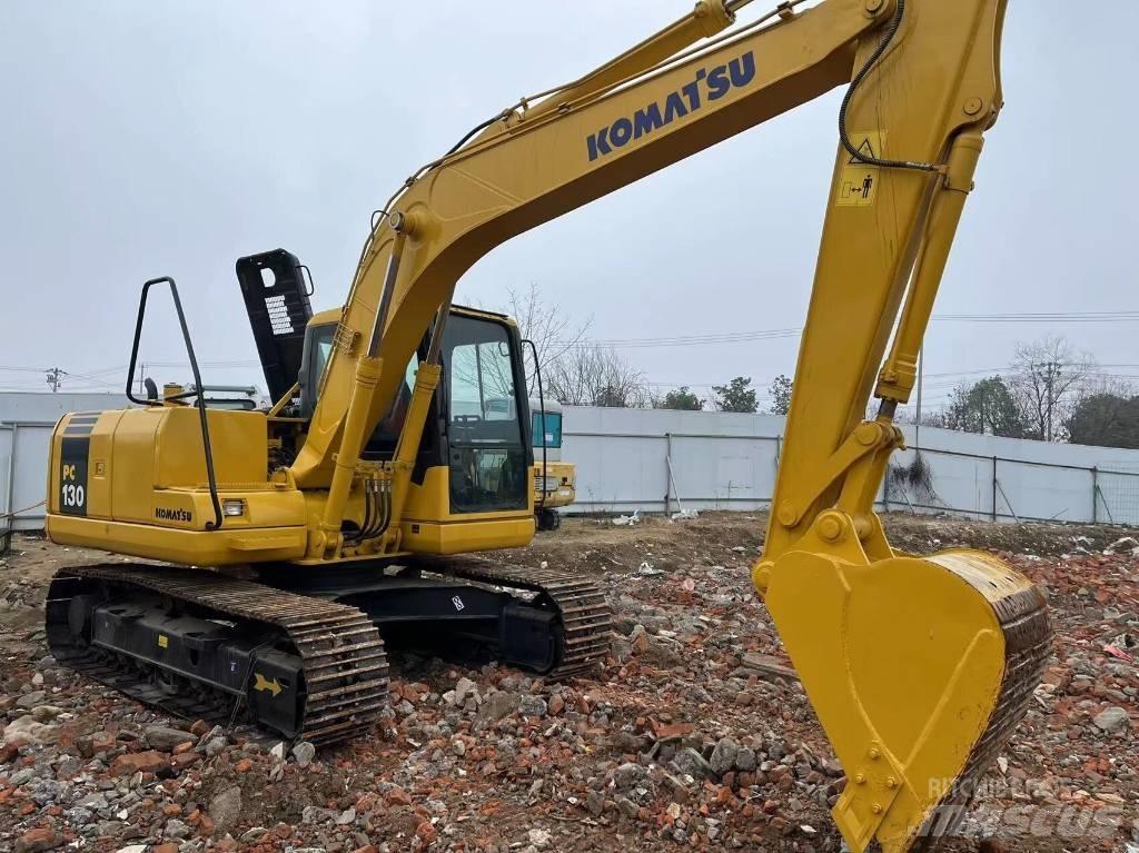 Komatsu PC 130-7 حفارات زحافة