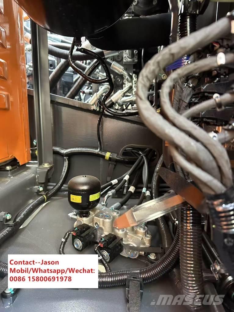 Develon DX 225 LC حفارات زحافة