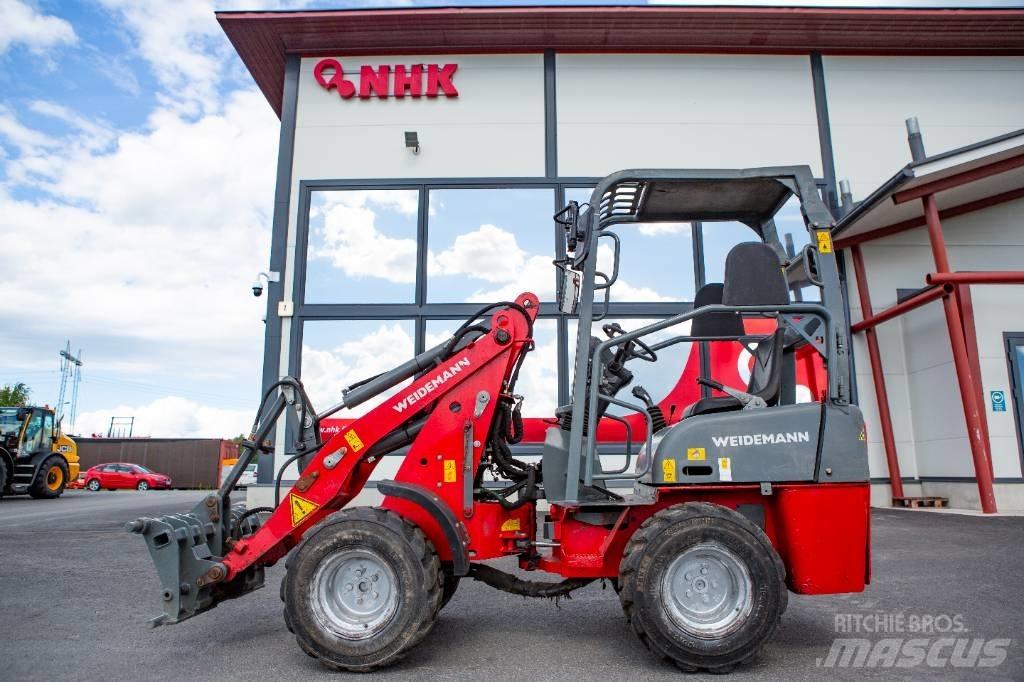 Weidemann 1140 CX30 لوادر متعددة الأغراض