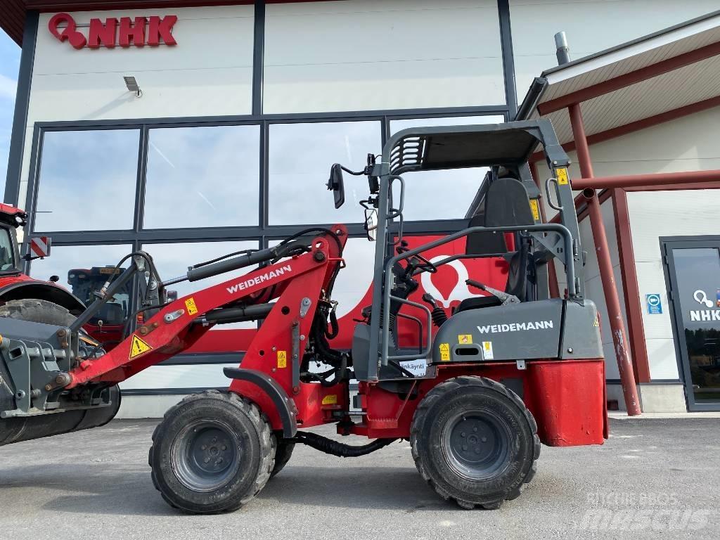 Weidemann 1140 CX30 لوادر متعددة الأغراض