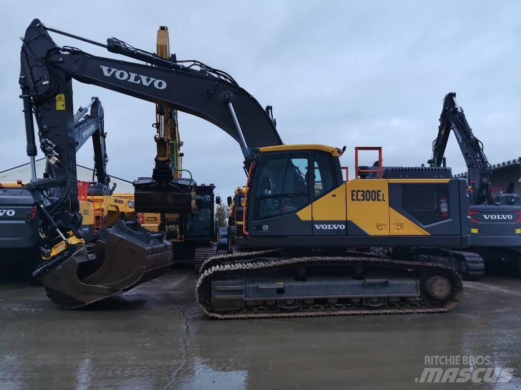 Volvo EC300EL حفارات زحافة