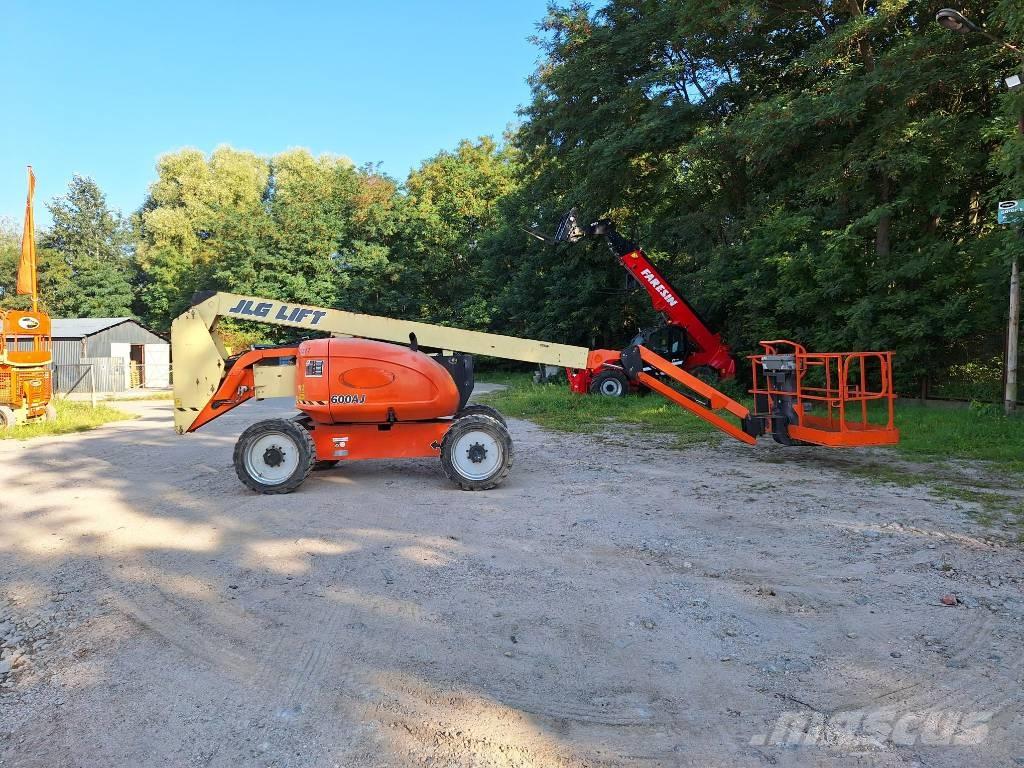 JLG 600AJ رافعات سلة مفصلية