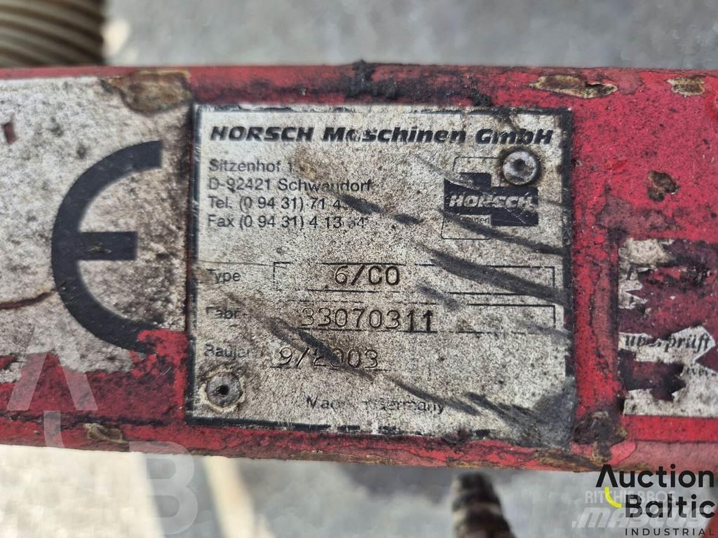 Horch 6-CO مثاقيب مدمجة