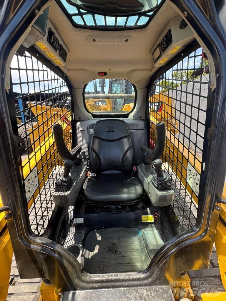 CAT 259D3 لوادر انزلاقية التوجيه