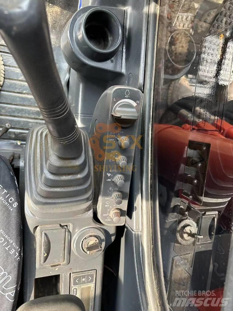Hitachi EX 200 حفارات زحافة