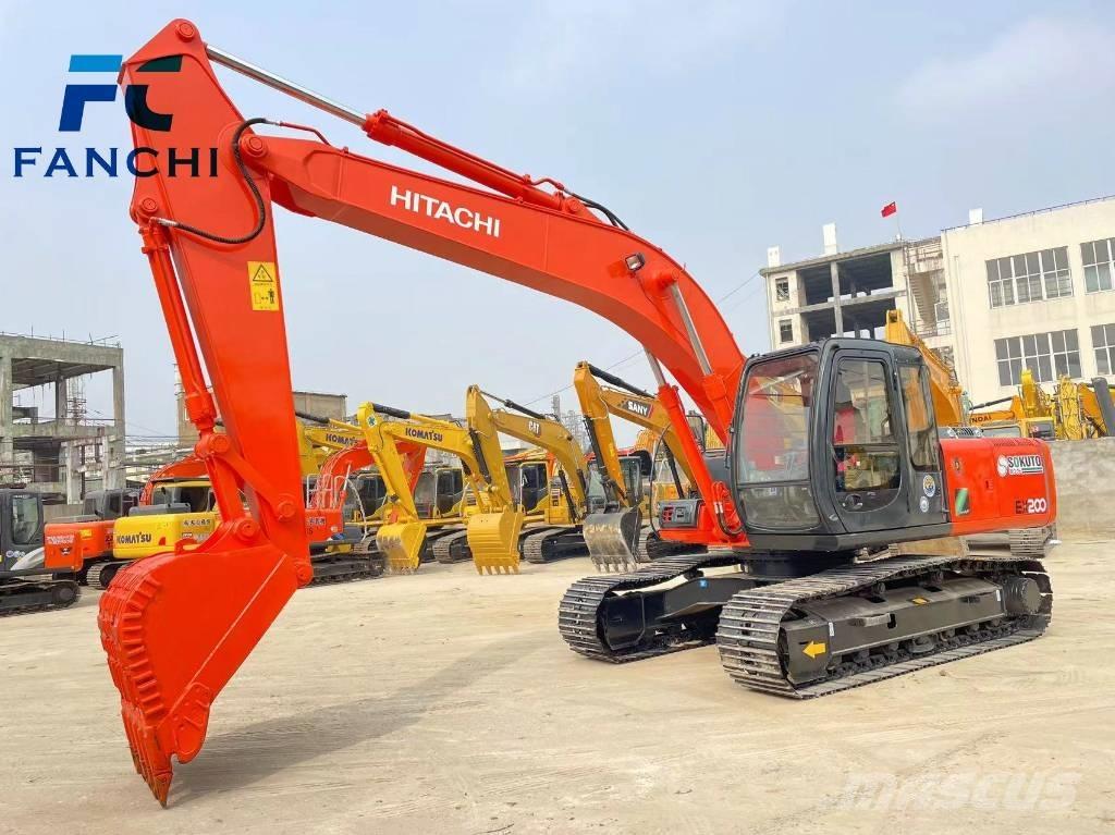 Hitachi EX 200 حفارات زحافة