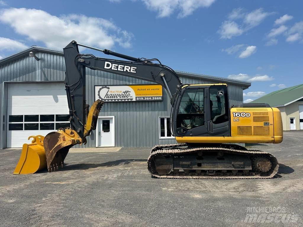 John Deere 160 DLC حفارات زحافة