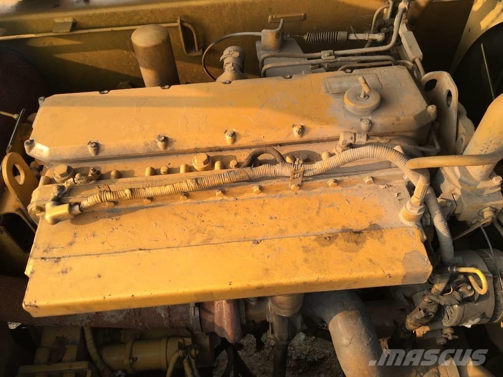 CAT 325 B حفارات زحافة