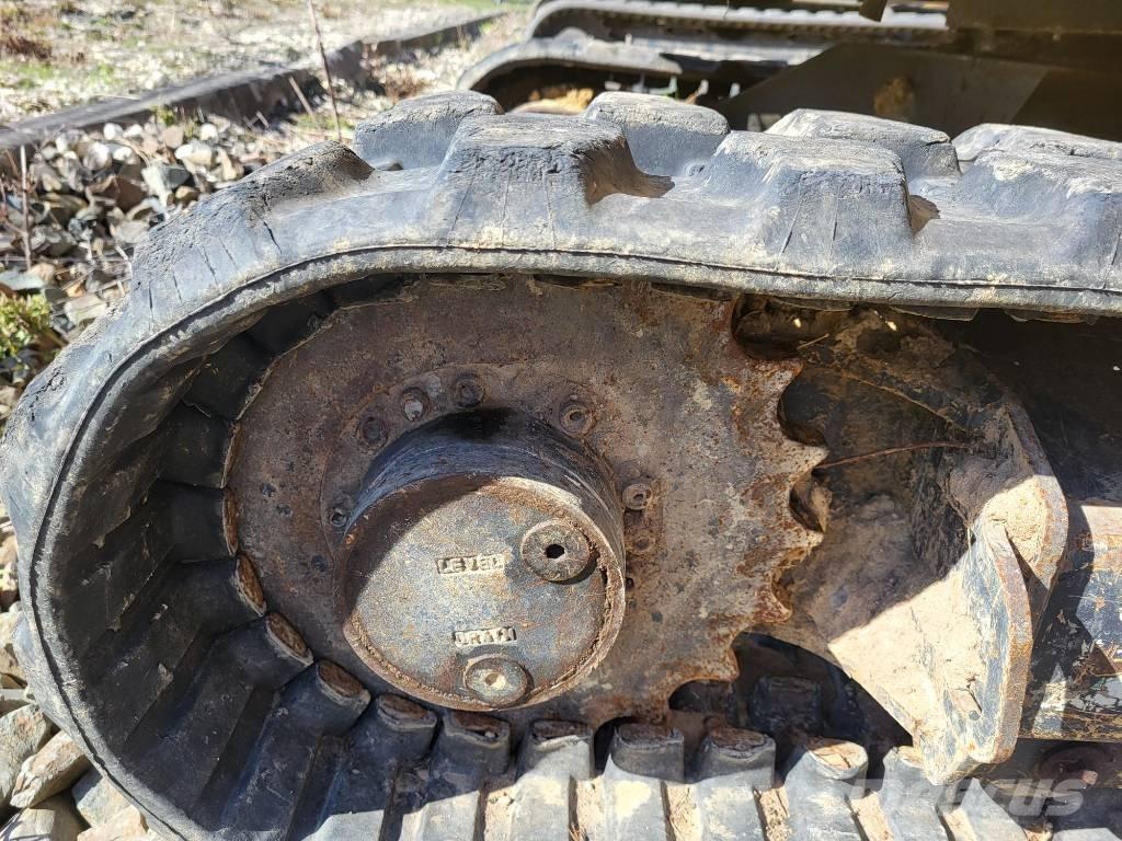 Komatsu PC24MR-5 حفارات صغيرة أقل من 7 طن (حفارات صغيرة)