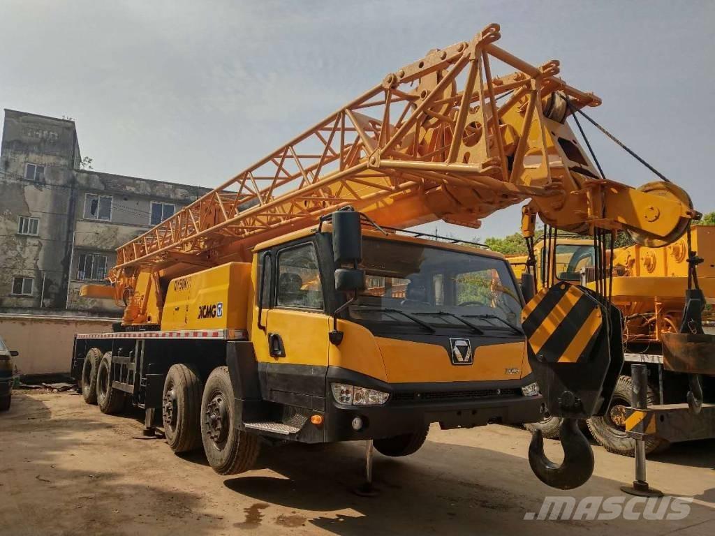 XCMG QY 50 K رافعات الطرق الوعرة