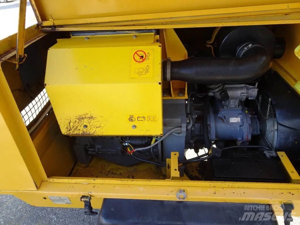 Atlas Copco XAS65 مكابس