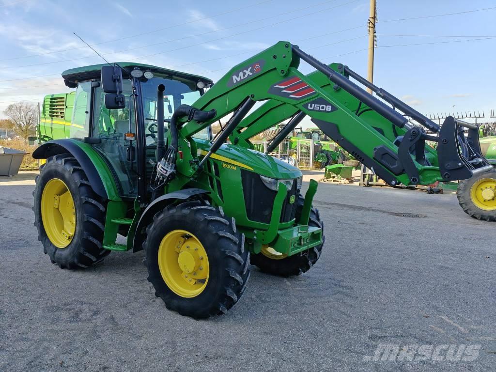John Deere 5100 M الجرارات