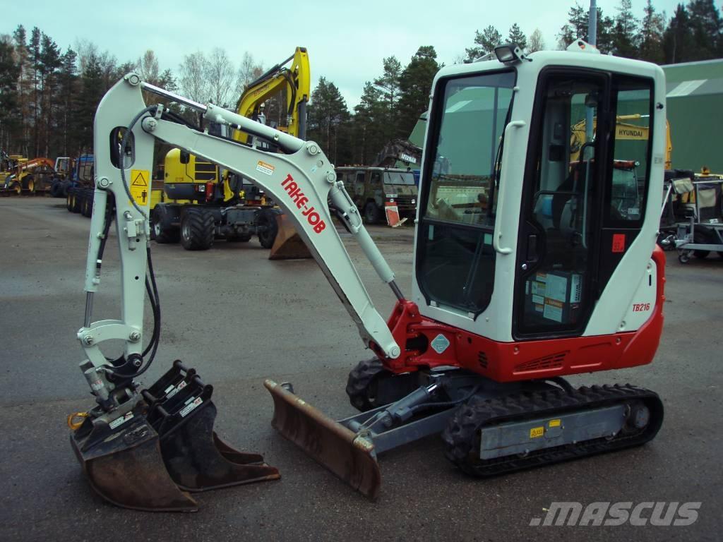 Takeuchi TB 216 حفارات صغيرة أقل من 7 طن (حفارات صغيرة)