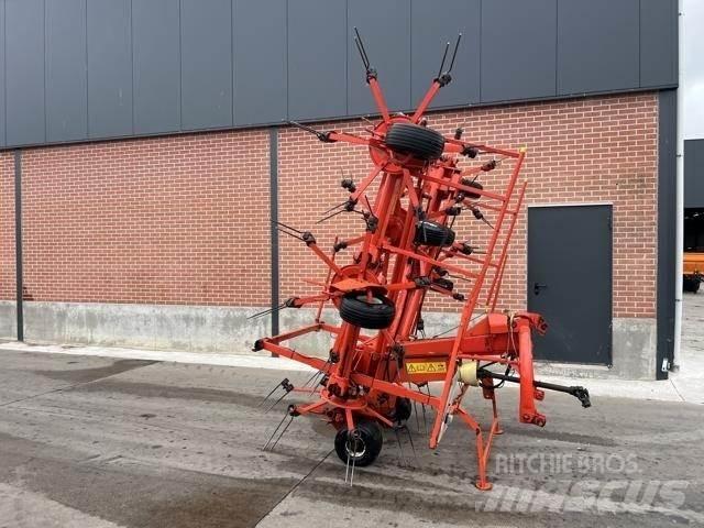 Kuhn GF8501 مكابس وميبسات التبن