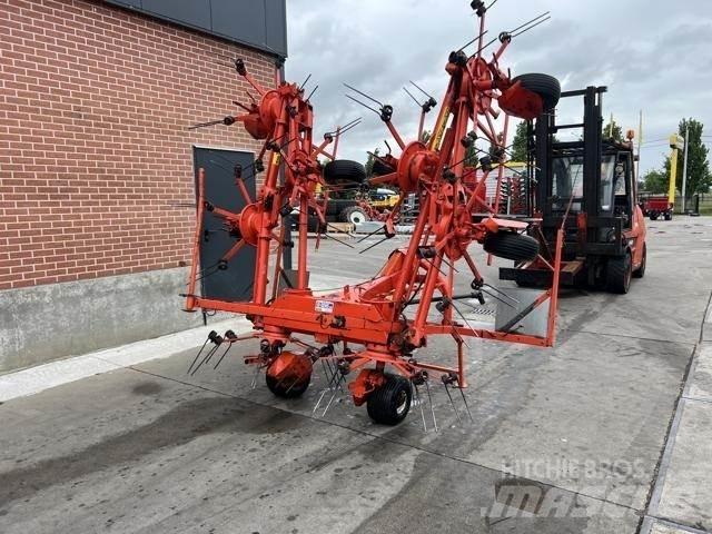 Kuhn GF8501 مكابس وميبسات التبن