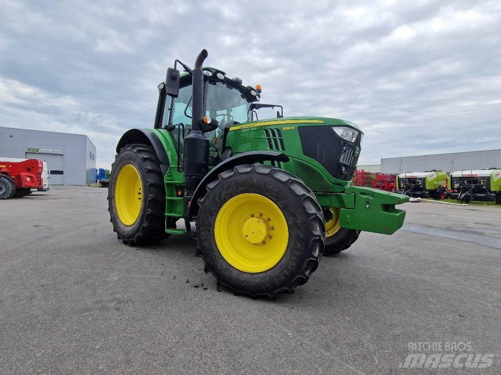 John Deere 6195 M الجرارات