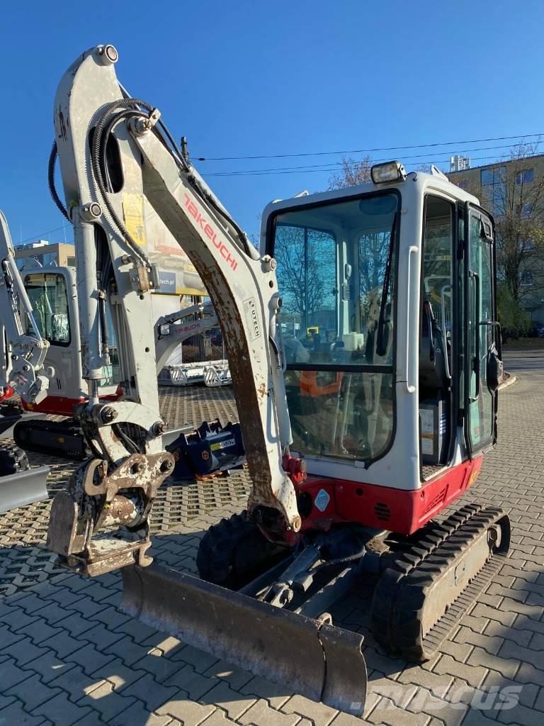 Takeuchi TB216 V4 حفارات صغيرة أقل من 7 طن (حفارات صغيرة)