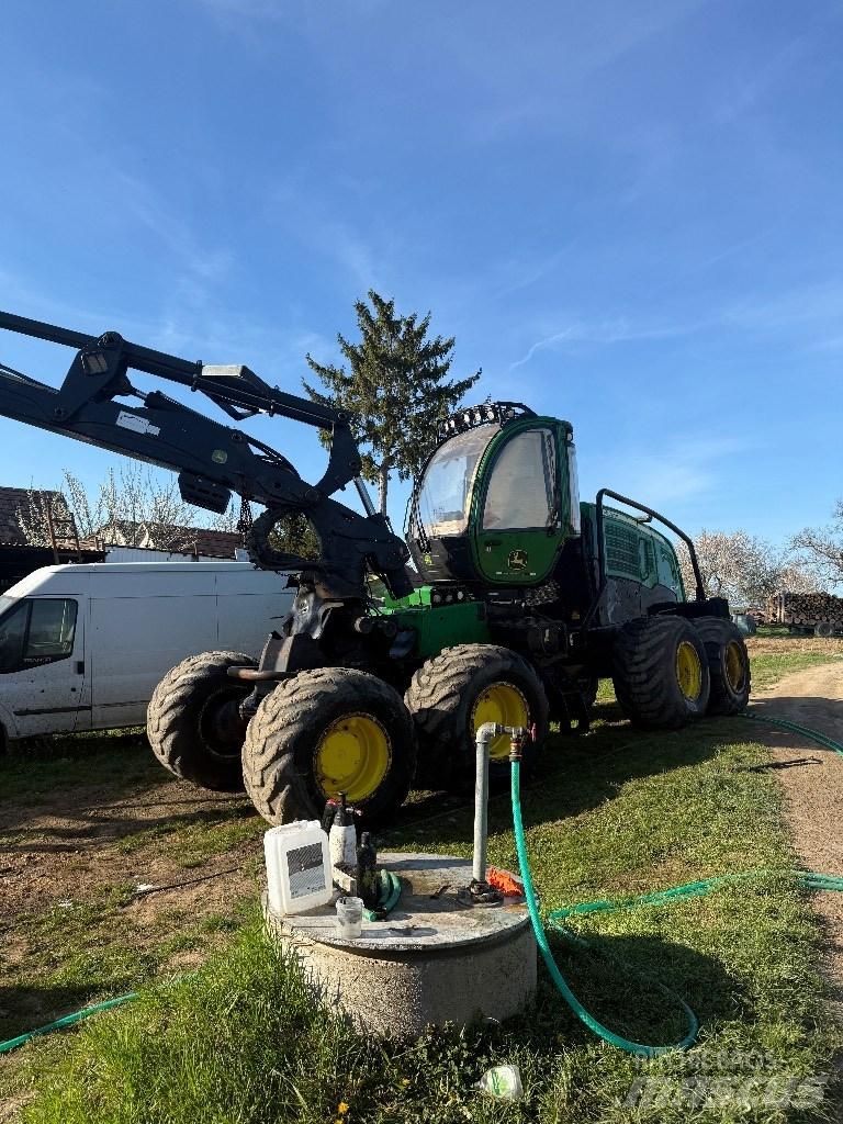 John Deere 1270 E حصادات