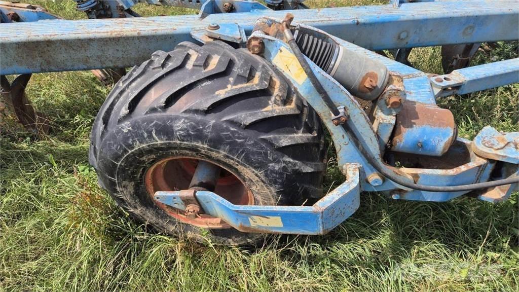 Lemken Diamant محاريث تقليدية