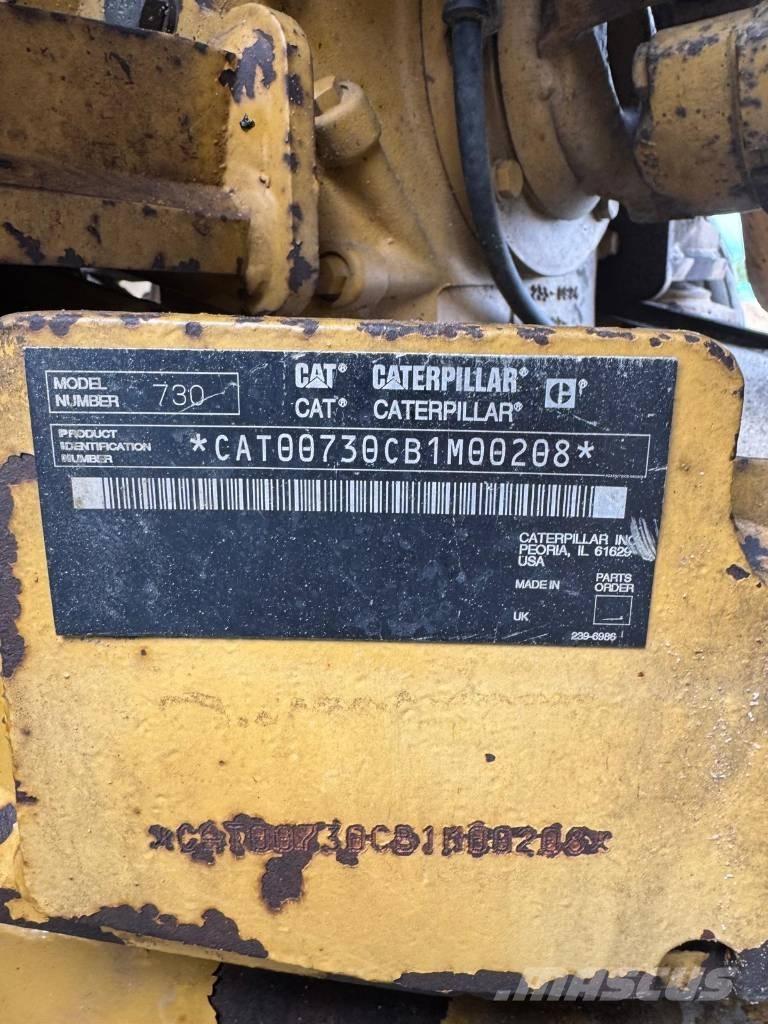 CAT 730 ساحبات مفصلية