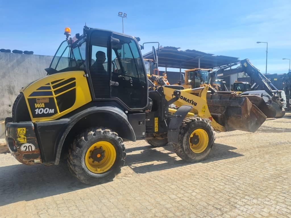 Komatsu WA 100 M لوادر بعجل