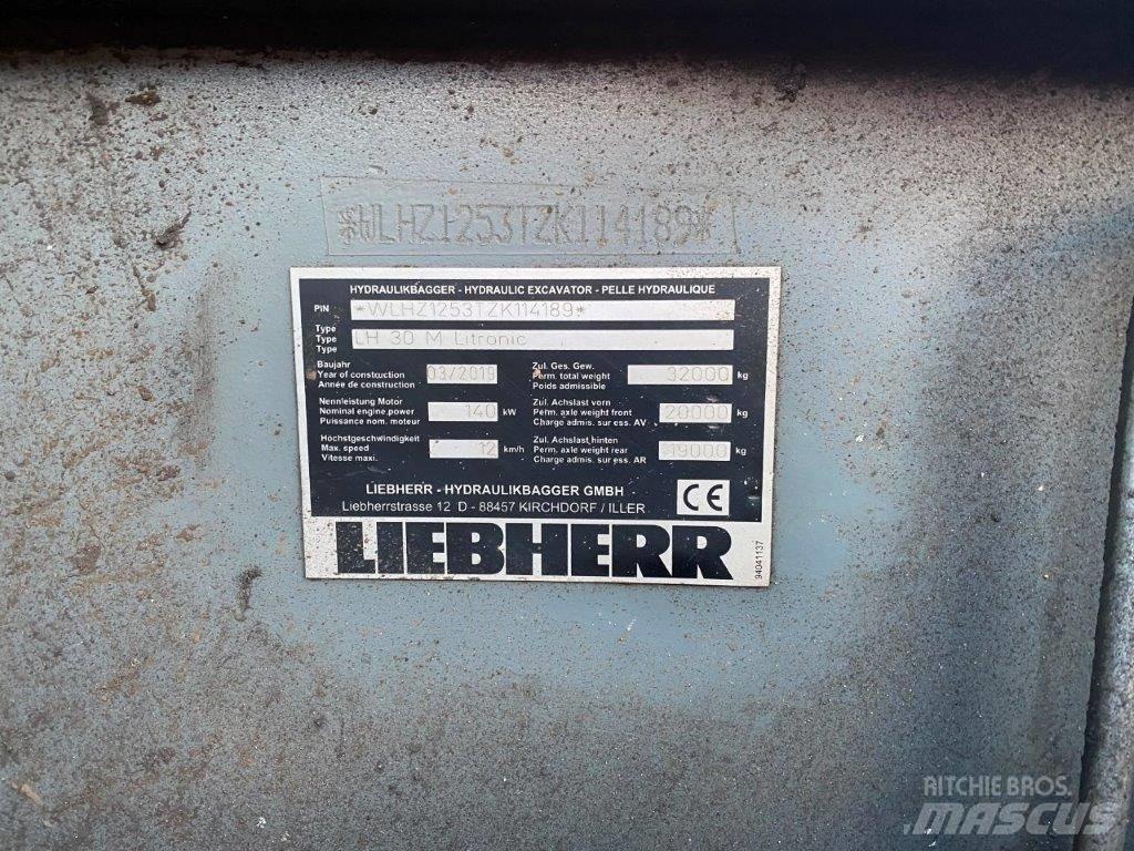 Liebherr LH 30 M مناولات المخلفات / مناولات صناعية