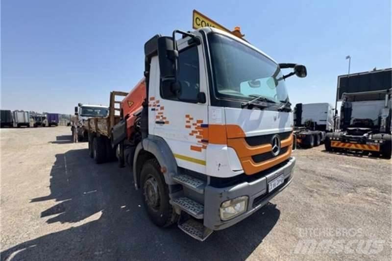 Mercedes-Benz Axor شاحنات أخرى