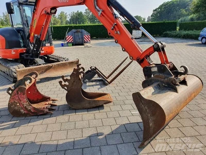 Kubota KX057-4 حفارات صغيرة أقل من 7 طن (حفارات صغيرة)