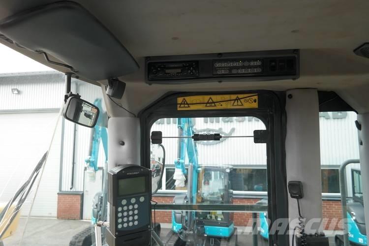 Komatsu WA 470-3 لوادر بعجل