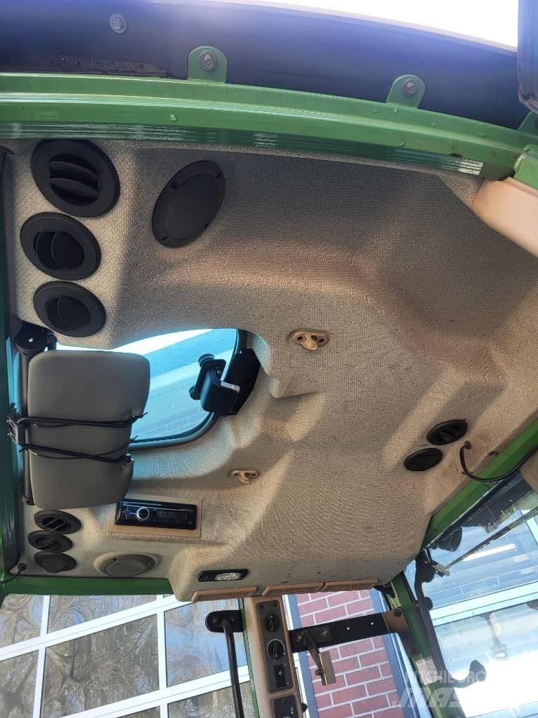 Fendt 211 Vario TMS الجرارات