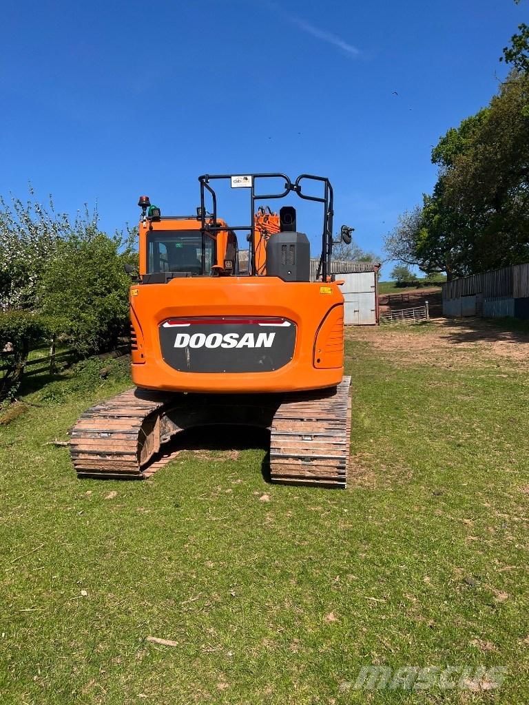Doosan DX 140 LCR-7 حفارات زحافة