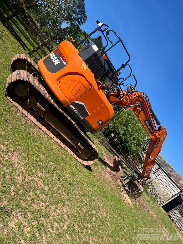 Doosan DX 140 LCR-7 حفارات زحافة